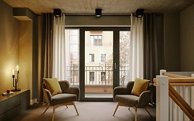 Art Apartments